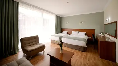 Aura Boutique