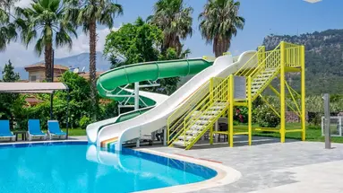 Aura Resort