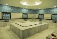 Aura Resort