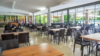 Aura Resort