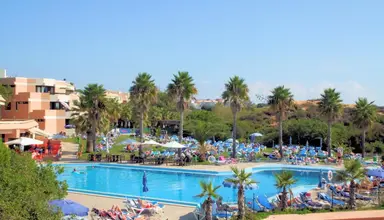Auramar Beach Resort