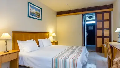 Auramar Beach Resort