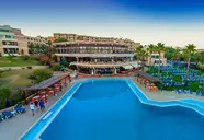 Auramar Beach Resort