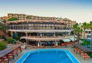 Auramar Beach Resort