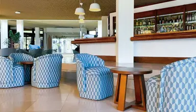 Auramar Beach Resort