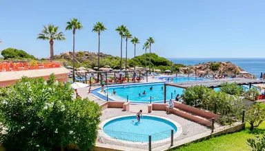 Auramar Beach Resort