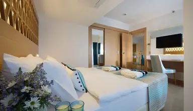 Aurasia Design