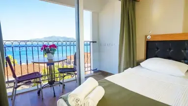 Aurasia Sea Side