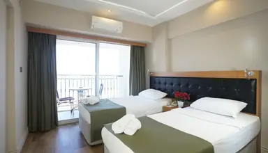 Aurasia Sea Side