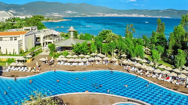 Aurum Spa & Beach Resort