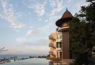 Avani Aonang Cliff Krabi Resort