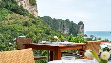 Avani Aonang Cliff Krabi Resort