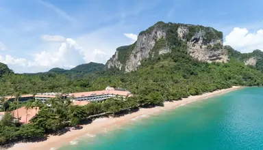 Avani Aonang Cliff Krabi Resort