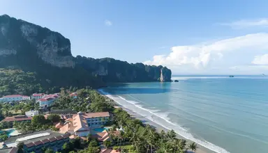 Avani Aonang Cliff Krabi Resort