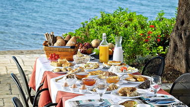 Avantis Suites