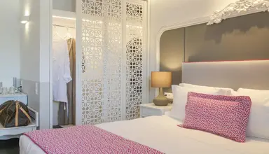 Avaton Luxury Villas Resort