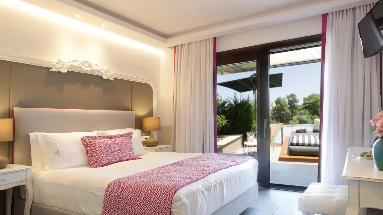 Avaton Luxury Villas Resort