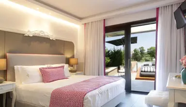 Avaton Luxury Villas Resort
