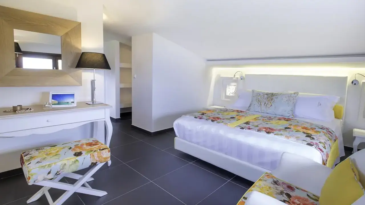 Avaton Luxury Villas Resort
