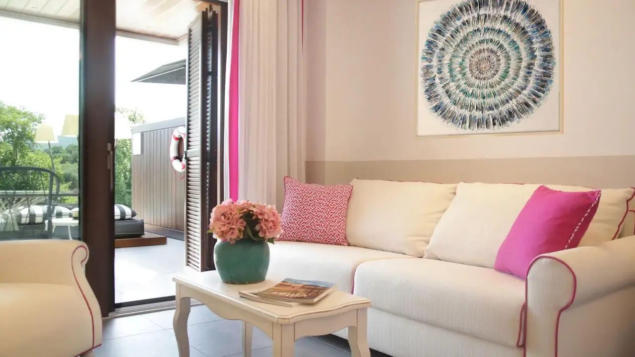 Avaton Luxury Villas Resort