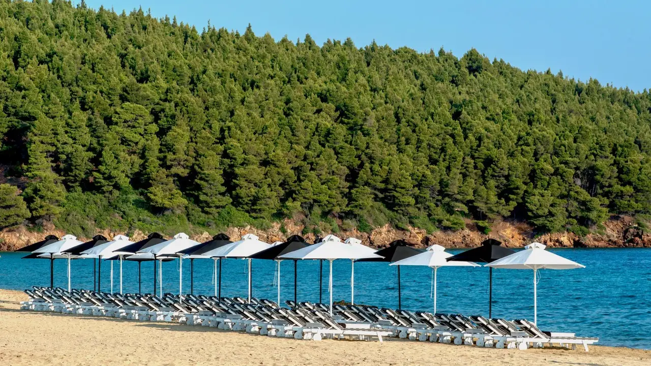 Avaton Luxury Villas Resort