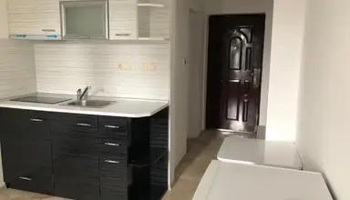 Avenue Deluxe