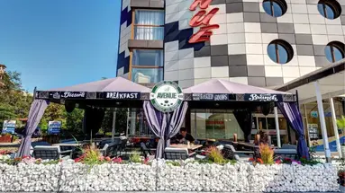 Avenue (Sunny Beach)