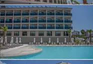 Avia Resort & Spa