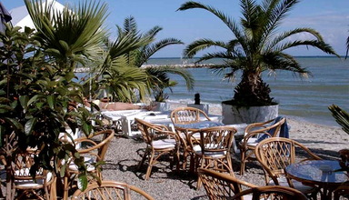 Avra (Paralia)