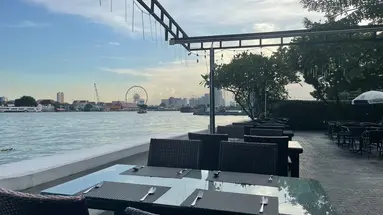 Away Bangkok Riverside Kene