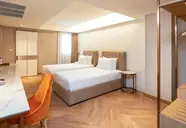 Away Bangkok Riverside Kene