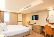 Away Bangkok Riverside Kene