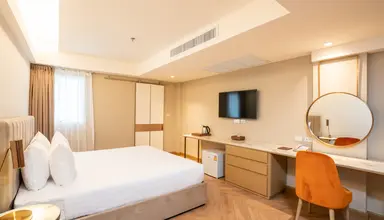Away Bangkok Riverside Kene