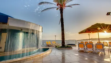 AX Sunny Coast Resort & Spa