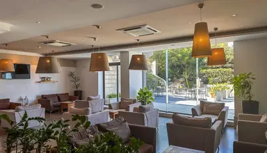 AX Sunny Coast Resort & Spa