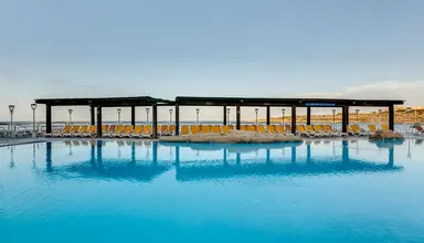 AX Sunny Coast Resort & Spa
