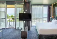 Azur Premium