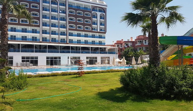 Azur Resort SPA