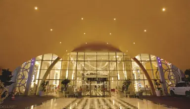 Azura Deluxe Resort & Spa