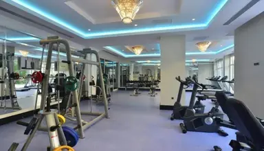 Azura Deluxe Resort & Spa
