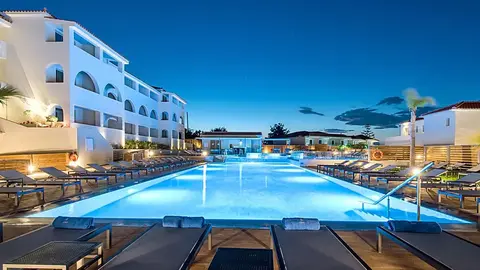 Hotel Azure Resort & Spa