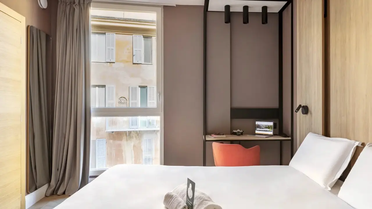 B&B Genova City Center