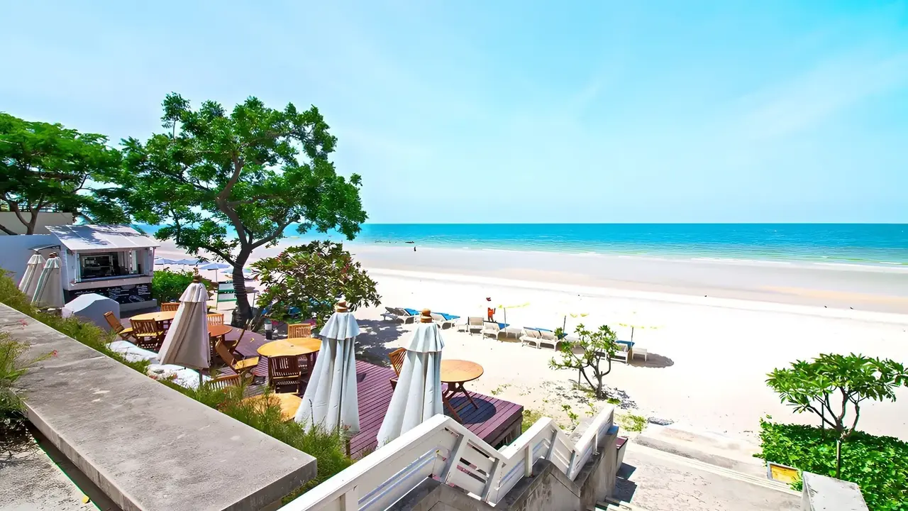 Baan Bayan Beach