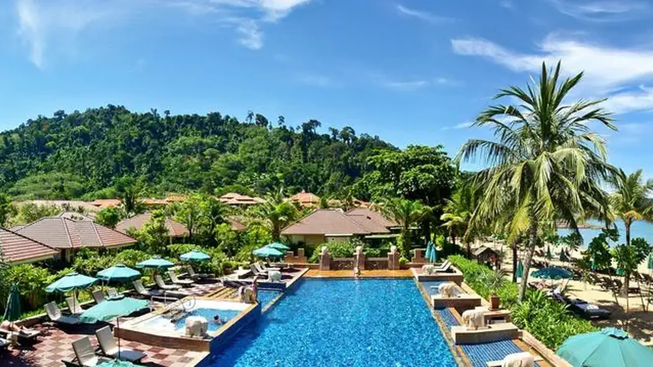 Baan Khaolak Resort