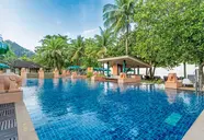 Baan Khaolak Resort