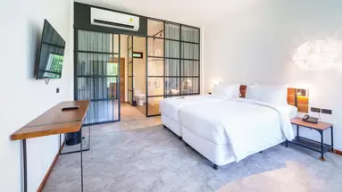 Baan Ploy Sea