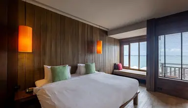 Baan Ploy Sea