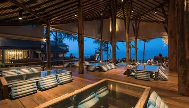 Baan Ploy Sea