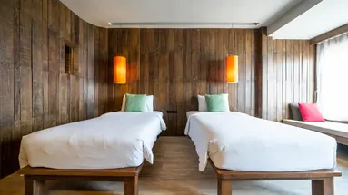 Baan Ploy Sea