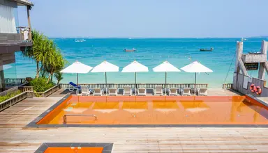 Baan Ploy Sea